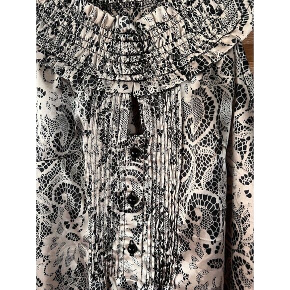 Romy Smocked Pintuck Paisley Floral Print Satin Blouse Button Black Tan XS - Picture 3 of 5